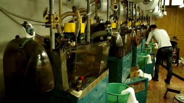 Оптовый рынок Футьен в Иу район №4. Носки оптом из Китая. Производство носков.