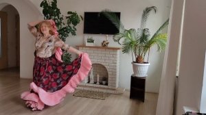 Репетирую цыганский танец!