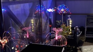 Садовые светильники на солнечной батарее, продолжаем наводить красоту.