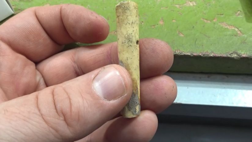 Неоконченные костяные игольники из раскопа по улице Щорса, 18