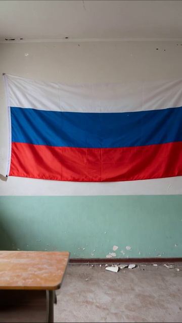 Пустота в классе: потерянные надежды #безысходность #прошлое #школа