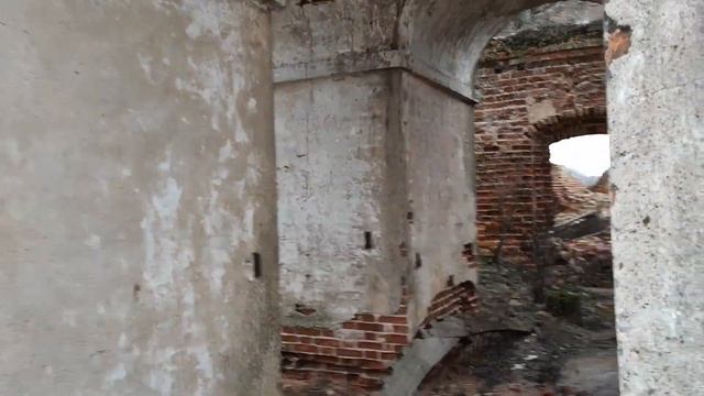 Взорвали или сам упал? Храм в Шейно Орловской области