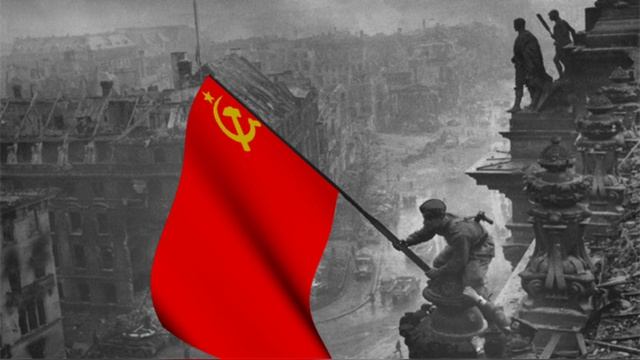 Передай, пожалуйста, ПОБЕДНЫЙ ФЛАГ. Пусть он обойдёт как можно больше в честь ВЕЛИКОЙ ПОБЕДЫ!