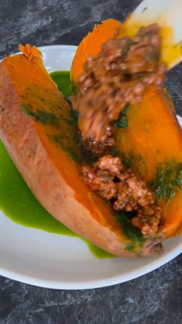 Батат в шпинатном соусе