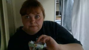 мукбанг в поезде