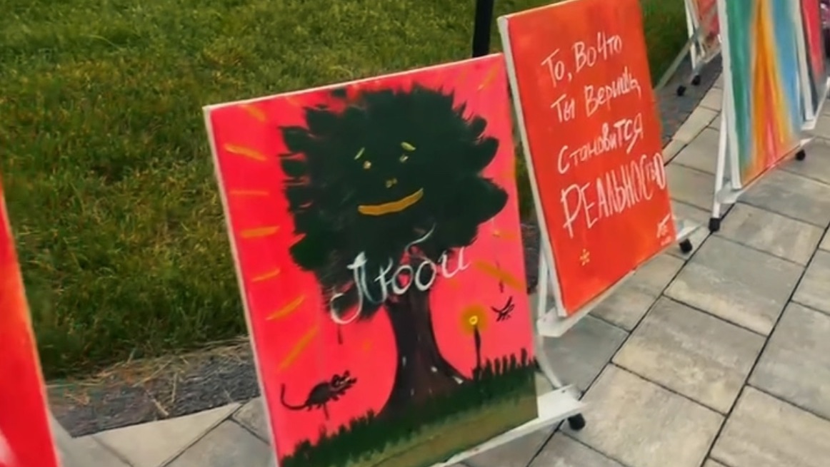 Картины аффирмации. Выездной мастер-класс от студии Задело в Санкт-Петербурге