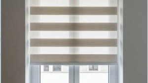 Как собрать и установить на окно рулонную штору.