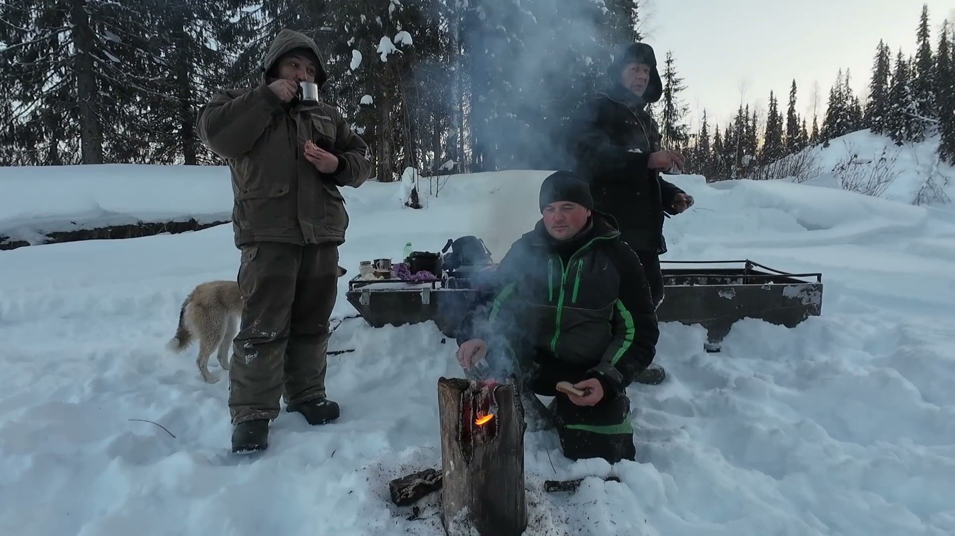 БОЛЬШОЙ ФИЛЬМ. ЖИЗНЬ В ТАЙГЕ. Поездка до дальней избы. Рыбалка по хариусу.