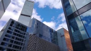 ПОЕЗДКА В МОСКВУ НА МАЙСКИЕ 2025 ГОД. МНОГО ВПЕЧАТЛЕНИИ БАРАХОЛКА. ВДНХ, МОСФИЛЬМ И МНОГОЕ ДРУГОЕ.