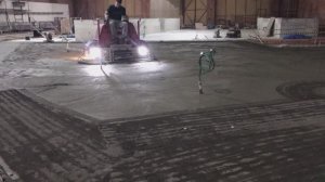 Затирка бетонного пола с топпингом