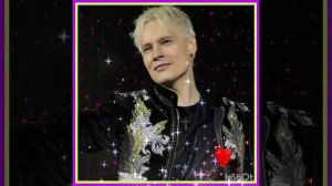 Саратов встречает сегодня любимого Артиста и его команду... С любовью...