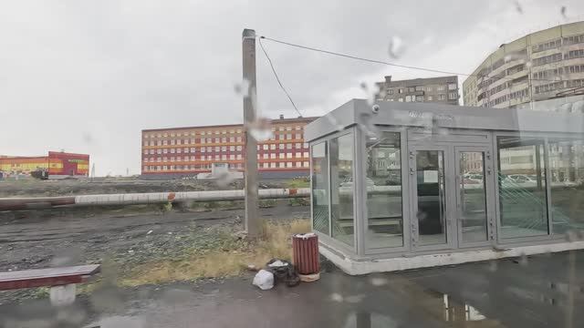 Маленький загадочный город. Интересные металлоконструкции (Часть 2)