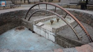 Фонтаны "запоют" в столице Хакасии 1 мая: коммунальщики ведут настройку оборудования