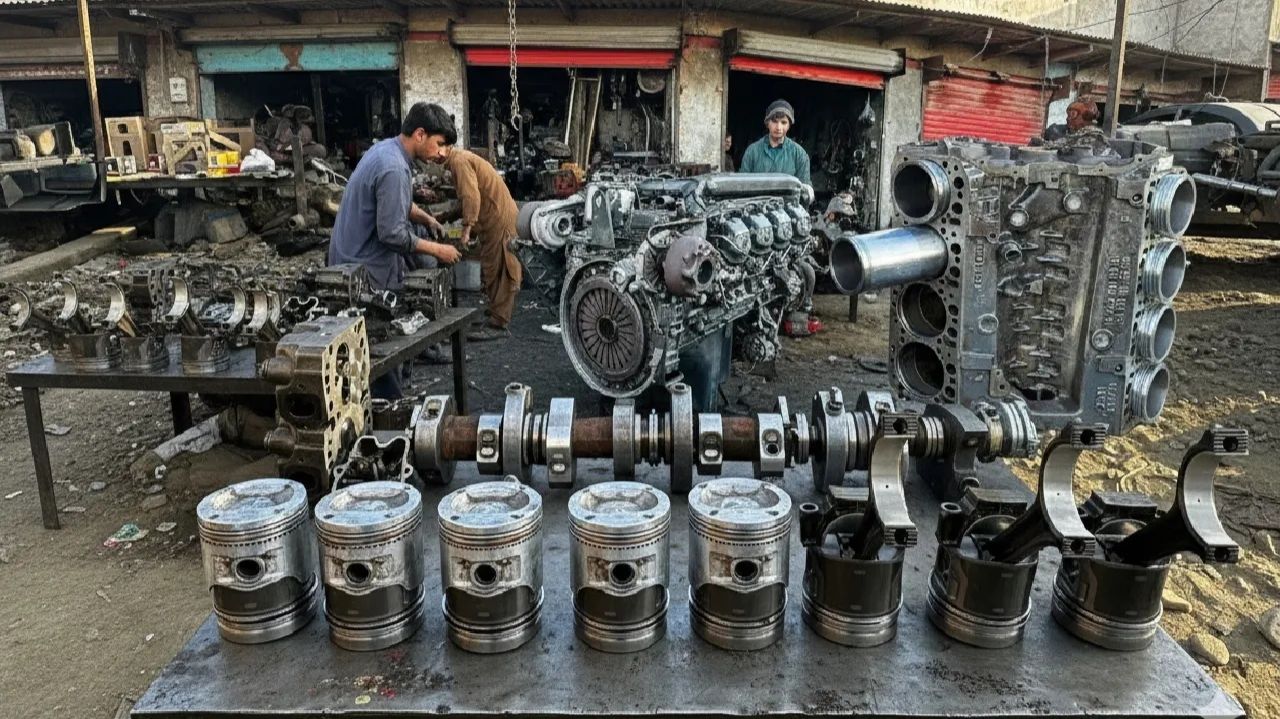 😱🔧 АФГАНСКИЙ МЕХАНИК С 20-ЛЕТНИМ ОПЫТОМ ДЕЛИТСЯ ЛУЧШИМИ МЕТОДАМИ СБОРКИ V8