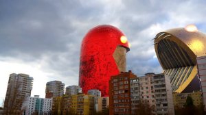 Гигантский робот Желтый шарик (Pac-Man) в реальной жизни!