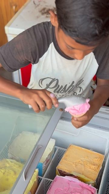 За это меня осуждают