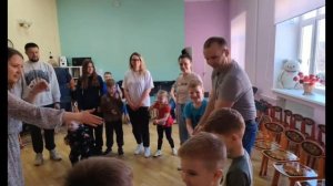 Я, ты, он, она - вместе целая страна!