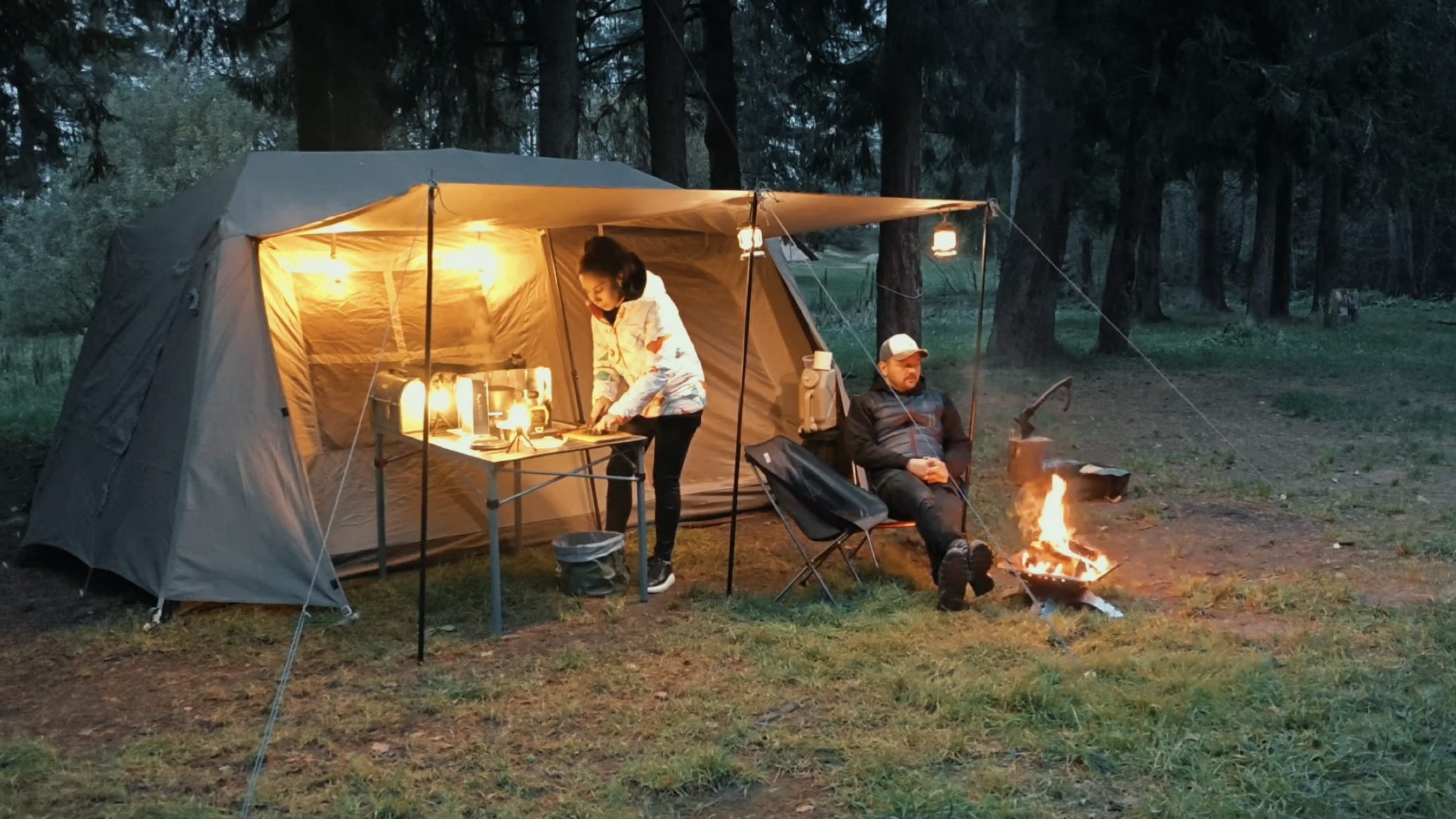 Уютный кемпинг на берегу реки. [ASMR]