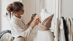 Как выглядеть на 1-2 размера меньше? Стилист раскрыла все секреты