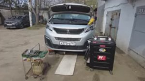 Peugeot Traveller Полная аппаратная замена масла в АКПП  Aisin TF-82SC (EAT6) с присадкой ArmActiv