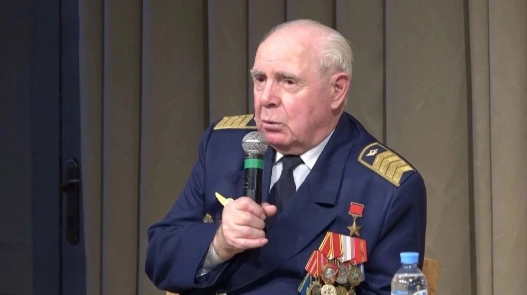 В Брянске простятся с легендарным Героем Советского Союза Иваном Кашиным