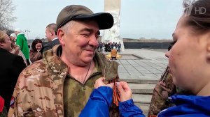 По всей стране стартовала всероссийская акция "Георгиевская ленточка".