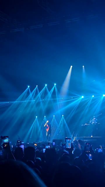 Сегодня в Архангельске во Дворце спорта прошёл концерт группы 