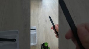 Я играл в микроскоп и смотрел маленькие штучки