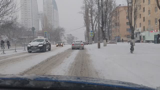 Поездка с Никитой по центру и Нулевой продольной. Обсуждаем основные причины ДТП