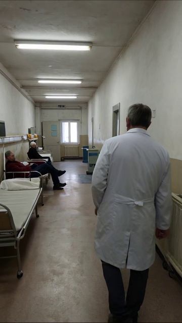 Тишина последних минут: заброшенная больница #печаль #больница #одиночество