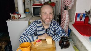 Ужин с Рыжулей. Бутерброды с маргарином. Сарацины. Мукбанг. Обжор. Еда на камеру. Диета. Шизофрения.