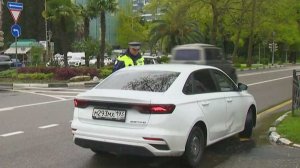 За несколько часов рейда в Сочи и Сириусе поймали 11 водителей без прав