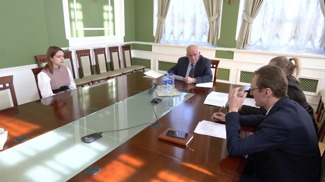 Губернатор Сергей Ситников провел личный прием родителей, воспитывающих особенных детей