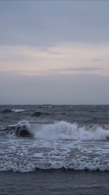 Морские волны на закате #море #природа #закат #медитация