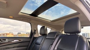 Infiniti jx35 2013 3.5V6 149000km