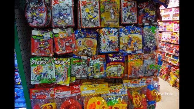 Игрушки на китайском оптовом рынке Футьен район №1