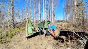 Пробиваемся сквозь горельники.