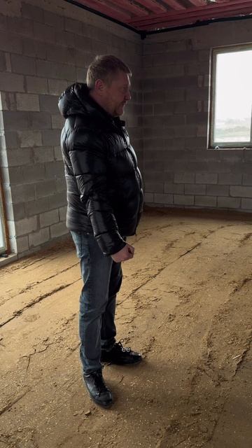 Подготавливаем пол к полусухой стяжке