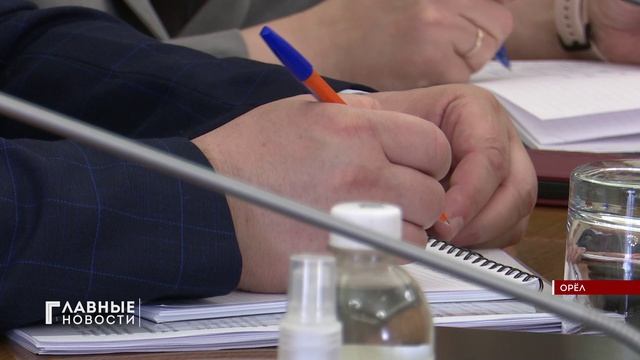 Губернатор Андрей Клычков встретился с руководителями всех пяти фракций облсовета.