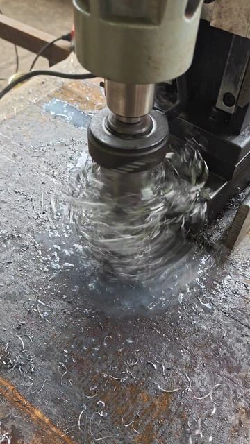 Как сделать губку за 5 минут для этого вам нужно выпить старый советский... Читать дальше...