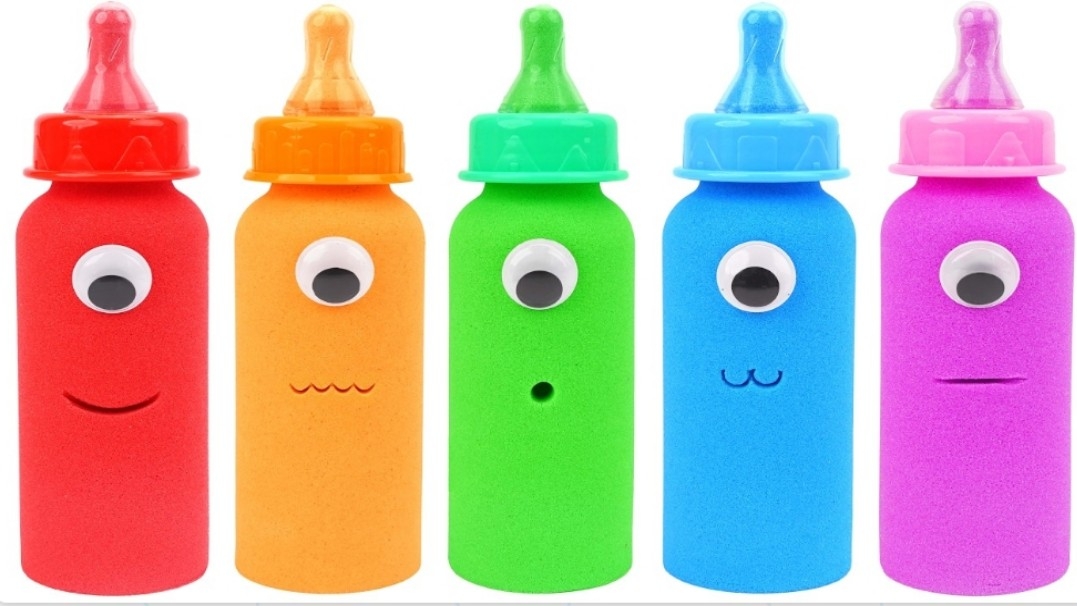 Мультики для Детей/Изучаем Цвета/Красочная молочная бутылка из кинетического песка ASMR