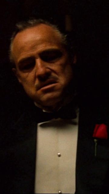 «ОДНАЖДЫ Я ПОПРОШУ СЛУЖБУ…» — самая холодная сделка 😶 #КрестныйОтец