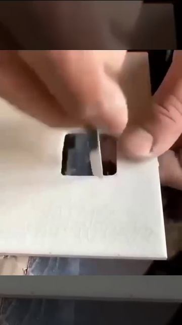 Разметка отверстия 

Простая разметка отверстия на плитке