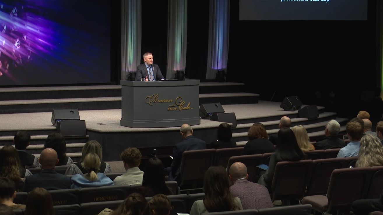 Апрель 17, 2026 – Пятница, Даниил Максимов, Право на власть отложить прежний образ жизни