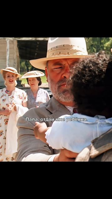 Все разом объявили малыша своим😂