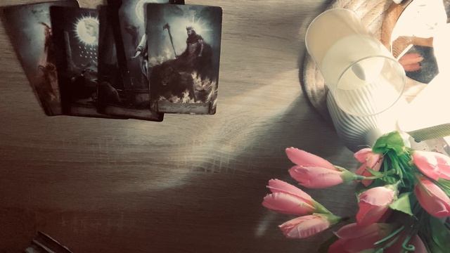 ПОСЛЕДНЕЕ, ЧТО ОН ДУМАЛ О ВАС❓🌺РАСКЛАД ТАРО