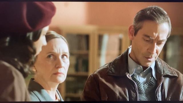 Экскурсовод в историческом детективе Грачи. Премьера 7 серии сегодня на wink Реж. Илья Максимов