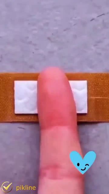 Как правильно наклеить пластырь