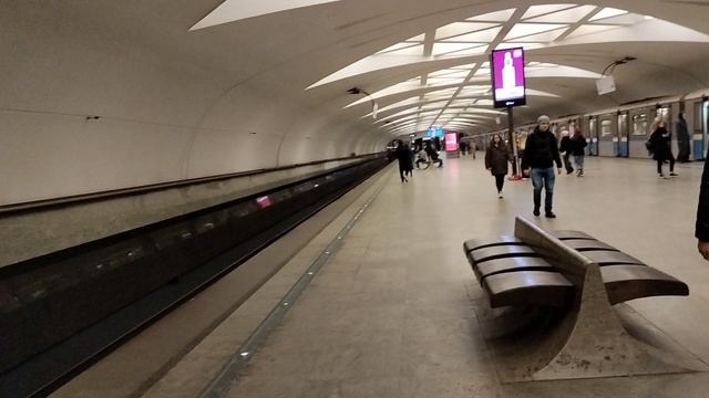 А это что за поезд?Опять новый для меня.