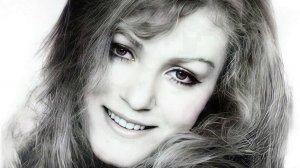 Анна Герман "Один раз в год сады цветут..."